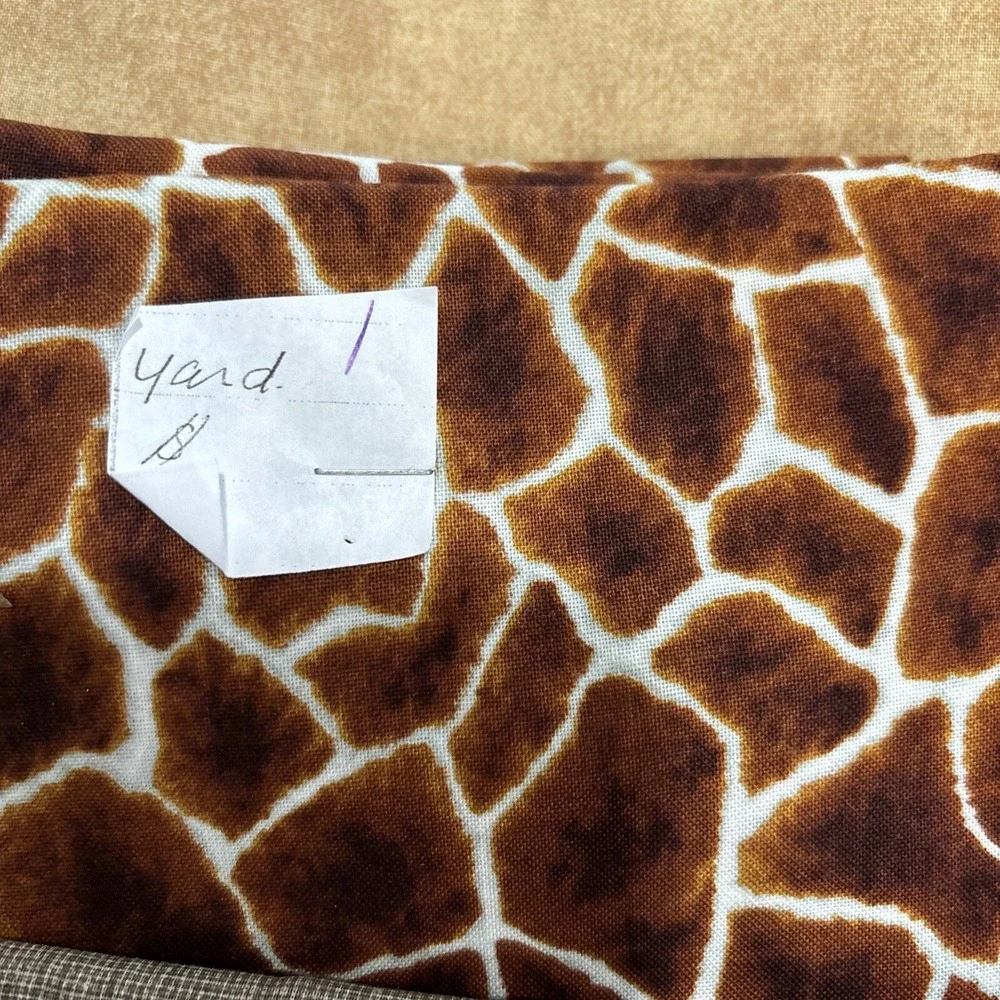 Quilting Cotton, Bundle brown/giraffe/ Tiger 7 pieces READ